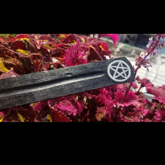 Pentagram incense holder - Picture 5 of 5